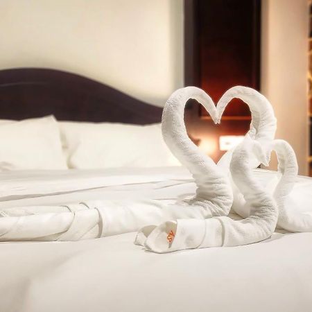 Arya Suites Patong Beach المظهر الخارجي الصورة