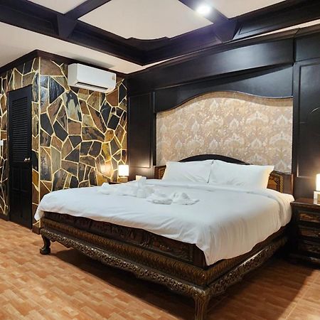 Arya Suites Patong Beach المظهر الخارجي الصورة