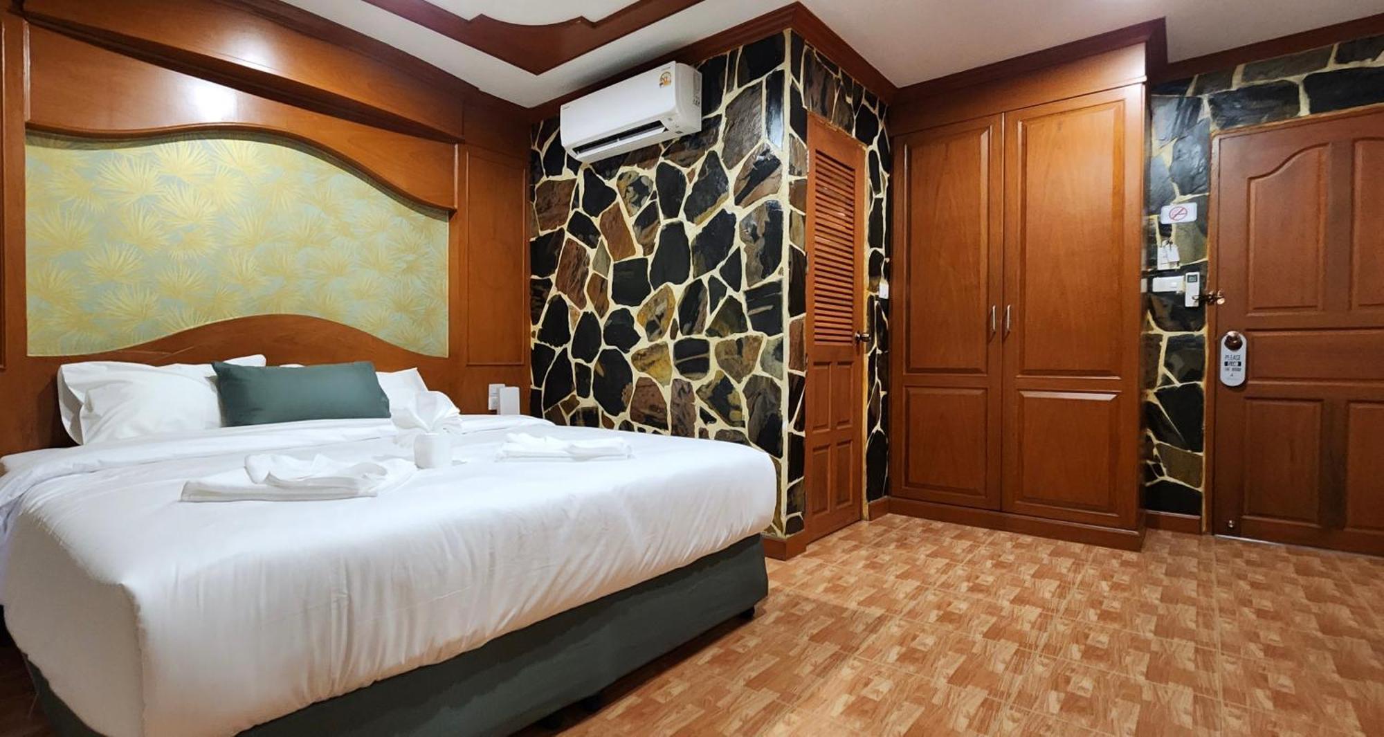 Arya Suites Patong Beach المظهر الخارجي الصورة